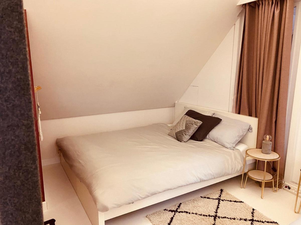 Sfeervolle Loft B&B Uden Centrum ภายนอก รูปภาพ
